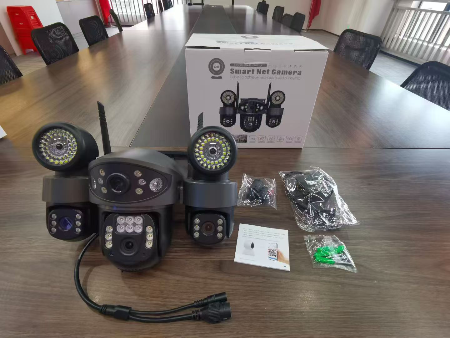 Multi-module camera with retail box