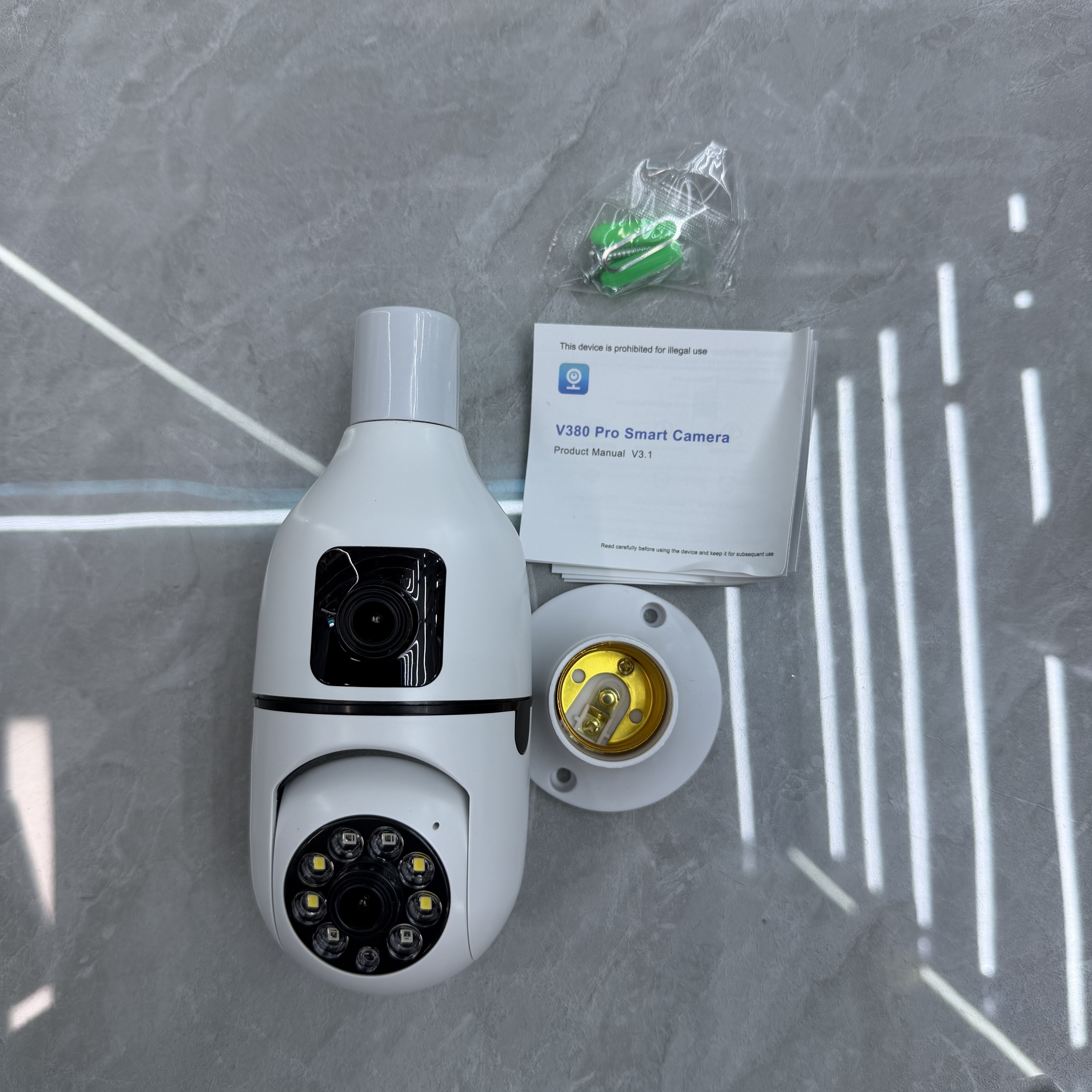 Bulb-style camera with V380 Pro manual